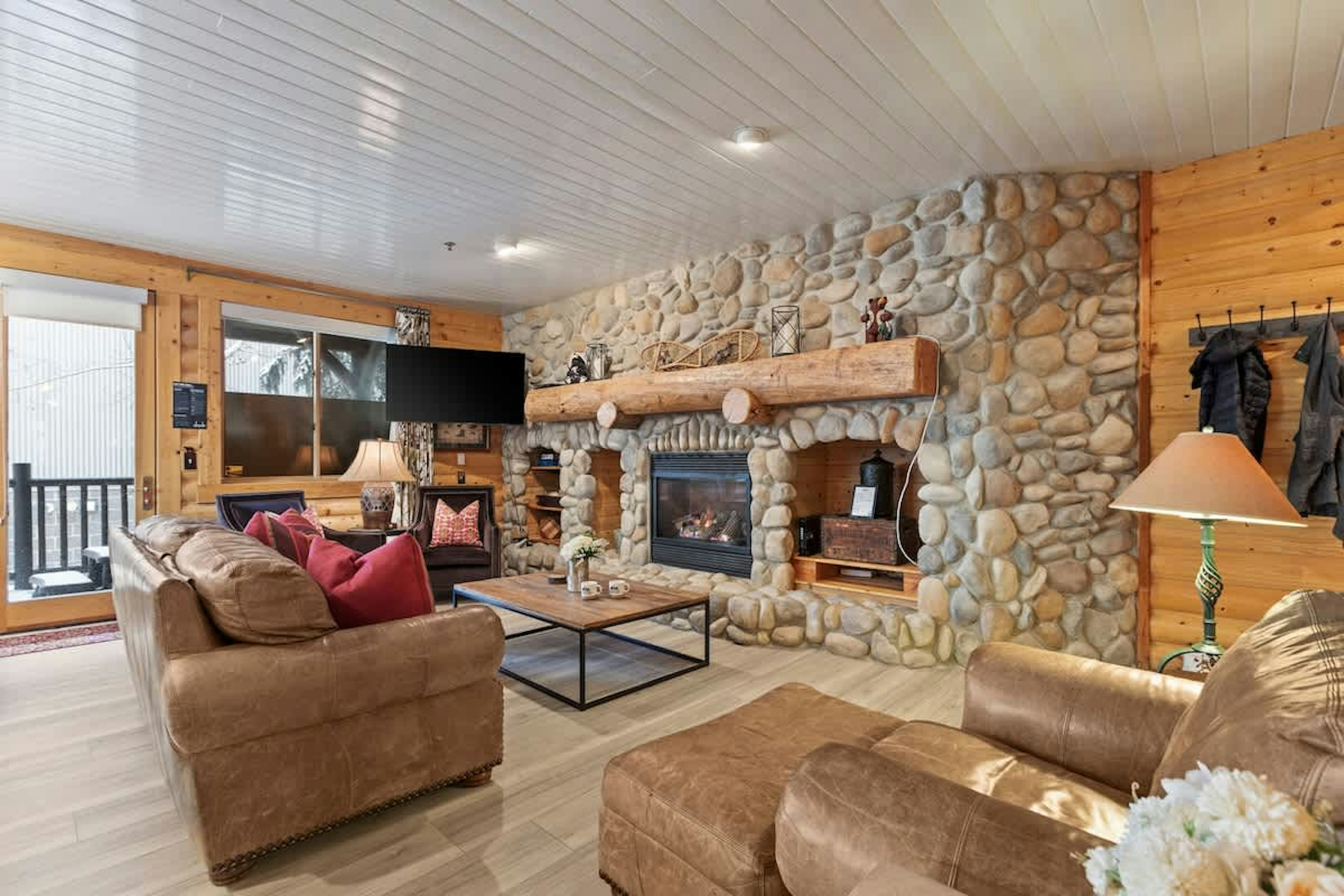 Abode at Black Bear 252, photo 2
