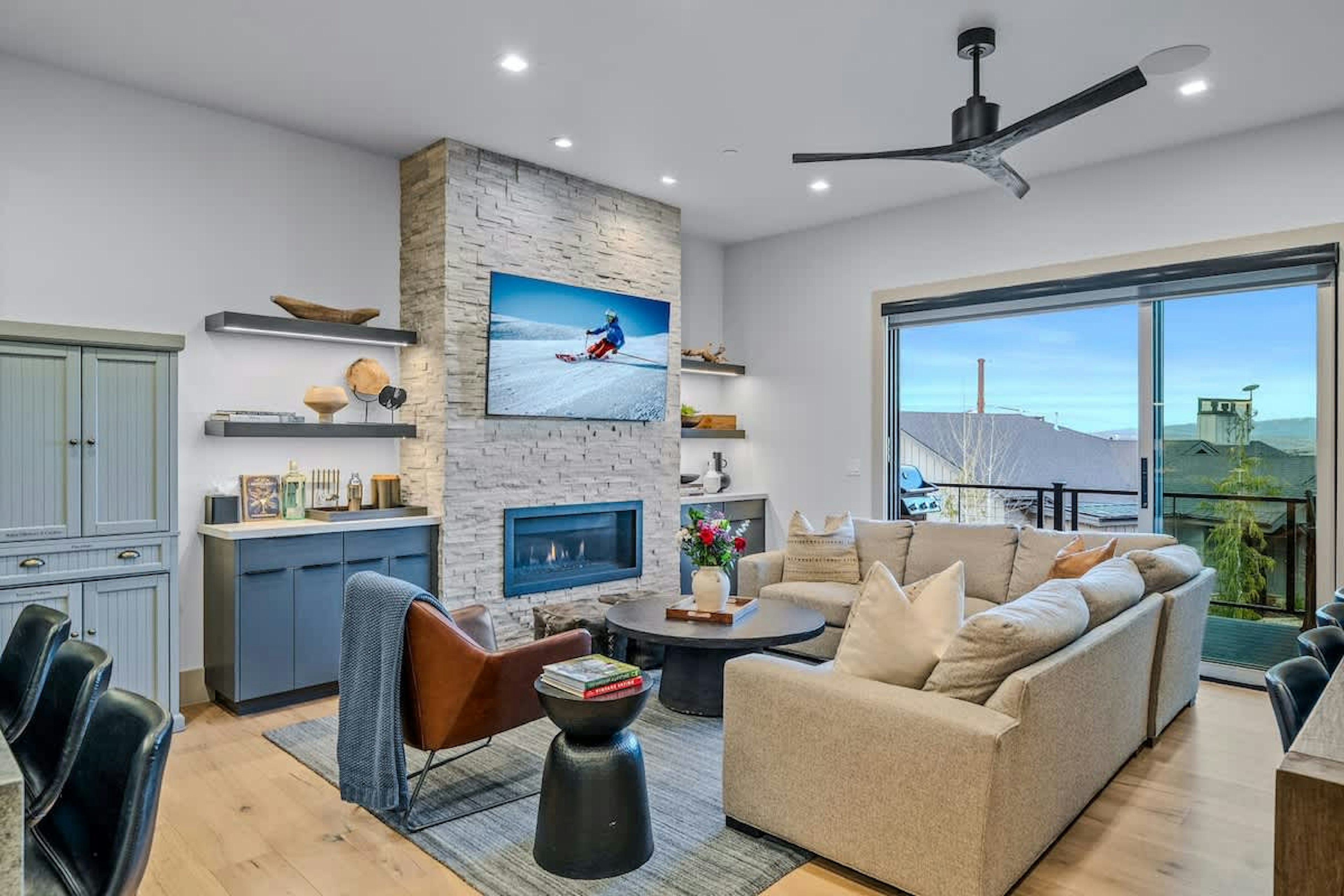 Abode at Canyons Retreat 1
