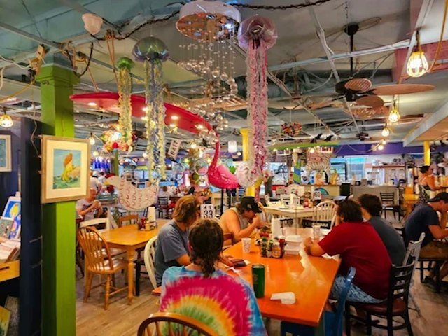 Ginny & Jane E's Café image 19
