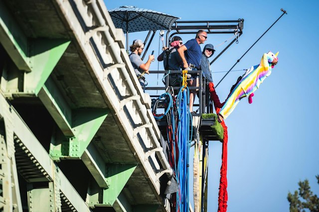 Oregon Bungee image 5