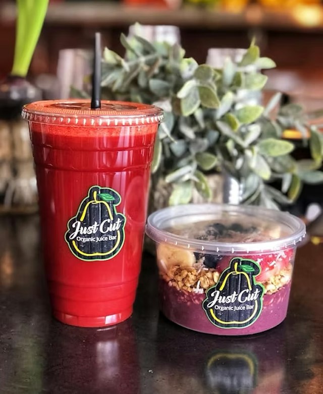 Just Cut Organic Juice Bar image 9