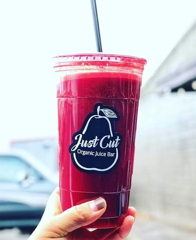 Just Cut Organic Juice Bar image 10