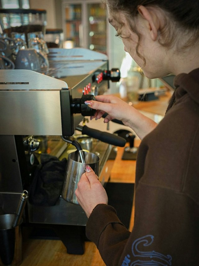 Junction Roastery Social Club image 9