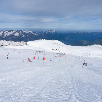 Summer skiing shifted to spring | Les 2 Alpes Summer skiing shifted to spring from May to early July at Les 2 Alpes