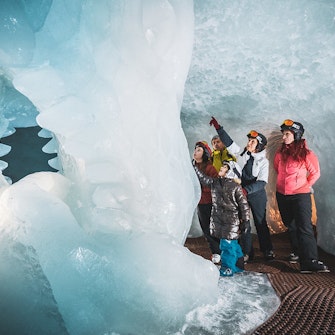 Grotte de Glace - 2 Alpes Découvrez la Grotte de Glace des 2 Alpes