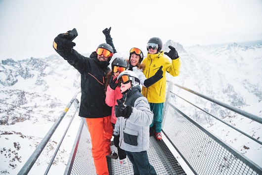 Pack famille découverte du ski d'altitude 1 jour aux 2 Alpes.