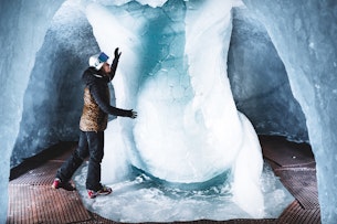 Ice cave 2 Alpes