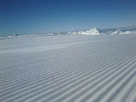 2 Alpes snow workshop