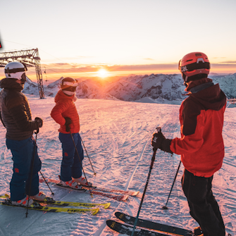 Sunset 3200 activity, ski and generous buffet | Les 2 Alpes Sunset 3200 activity, ski and generous buffet | Les 2 Alpes