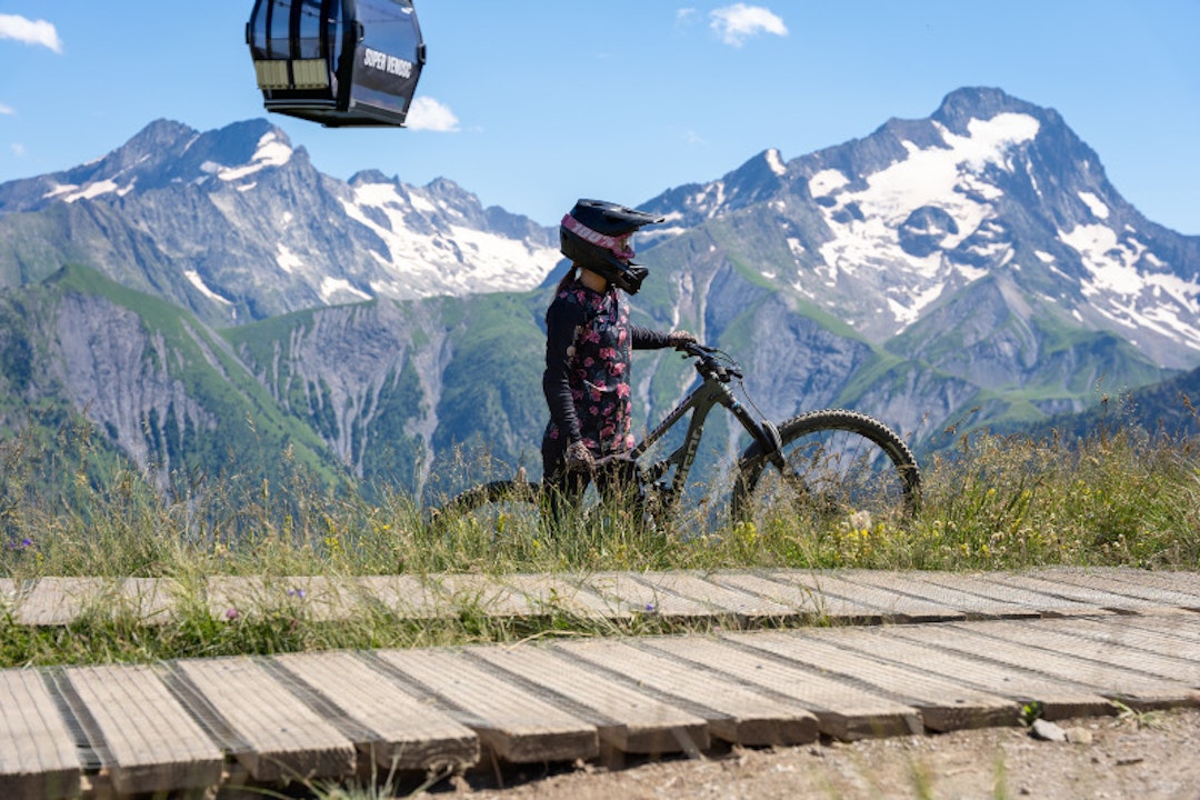 MTB in summer on Les 2 Alpes bike park