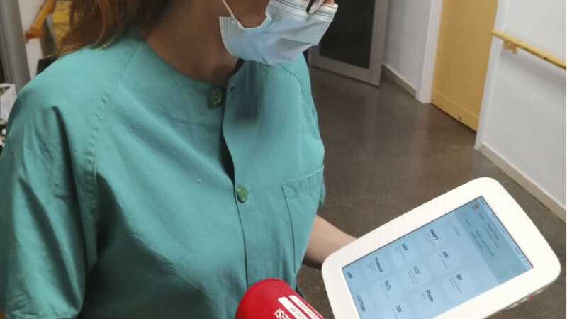 Nurse with MESI mTABLET