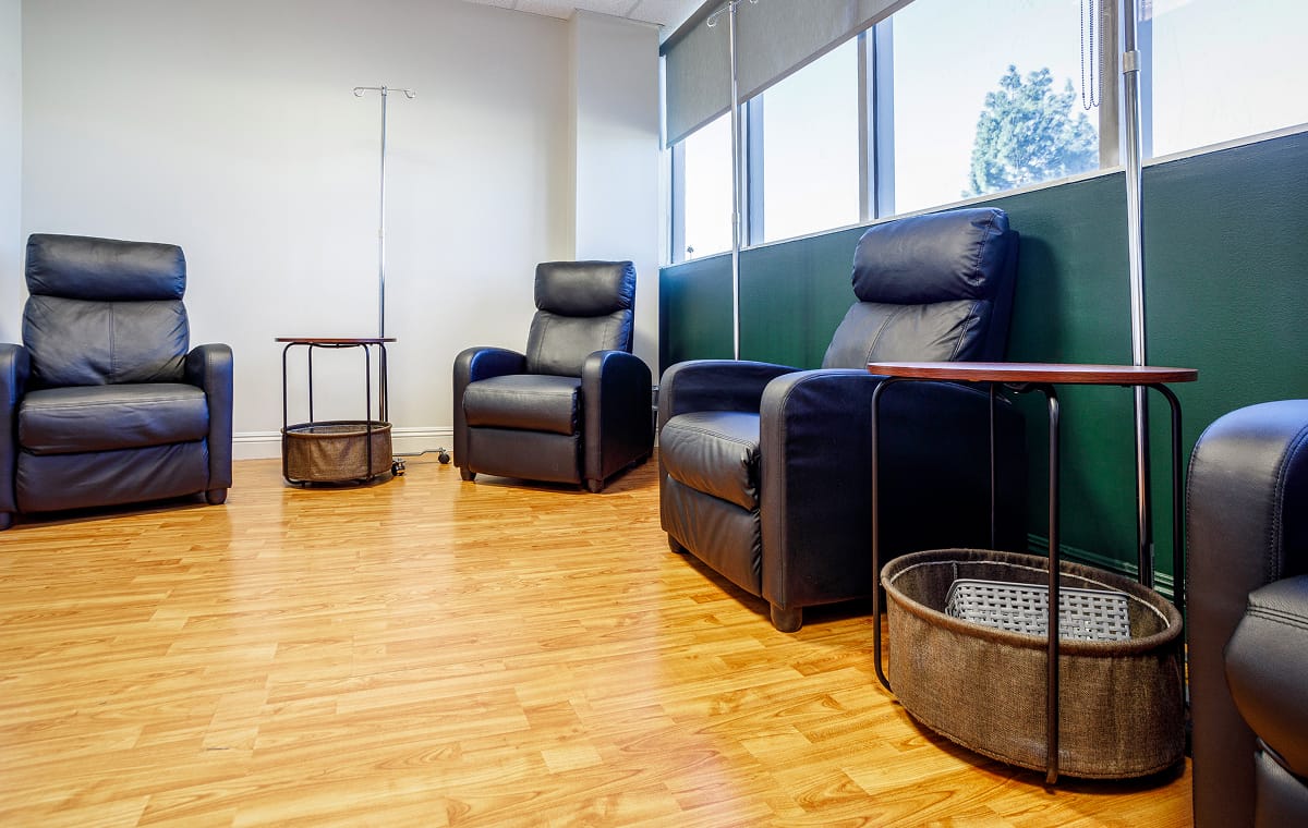 IV Therapy Los Angeles | IV Drips in Studio City | Angel Longevity Medical  Center