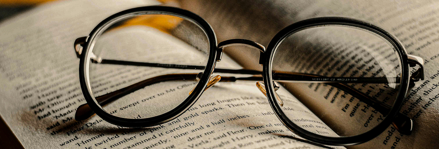 Reading glasses lens options explained