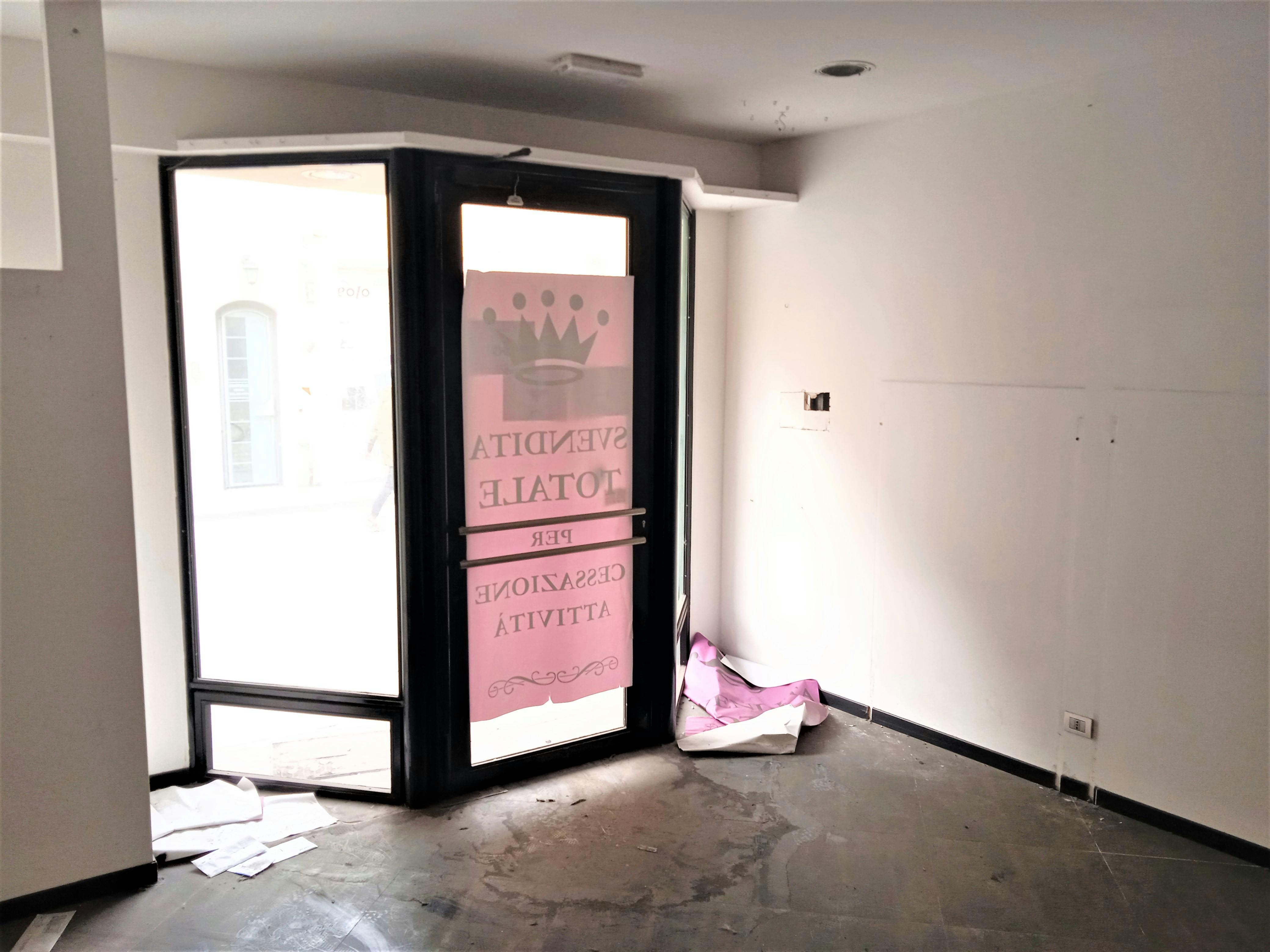 fondo commerciale Campi