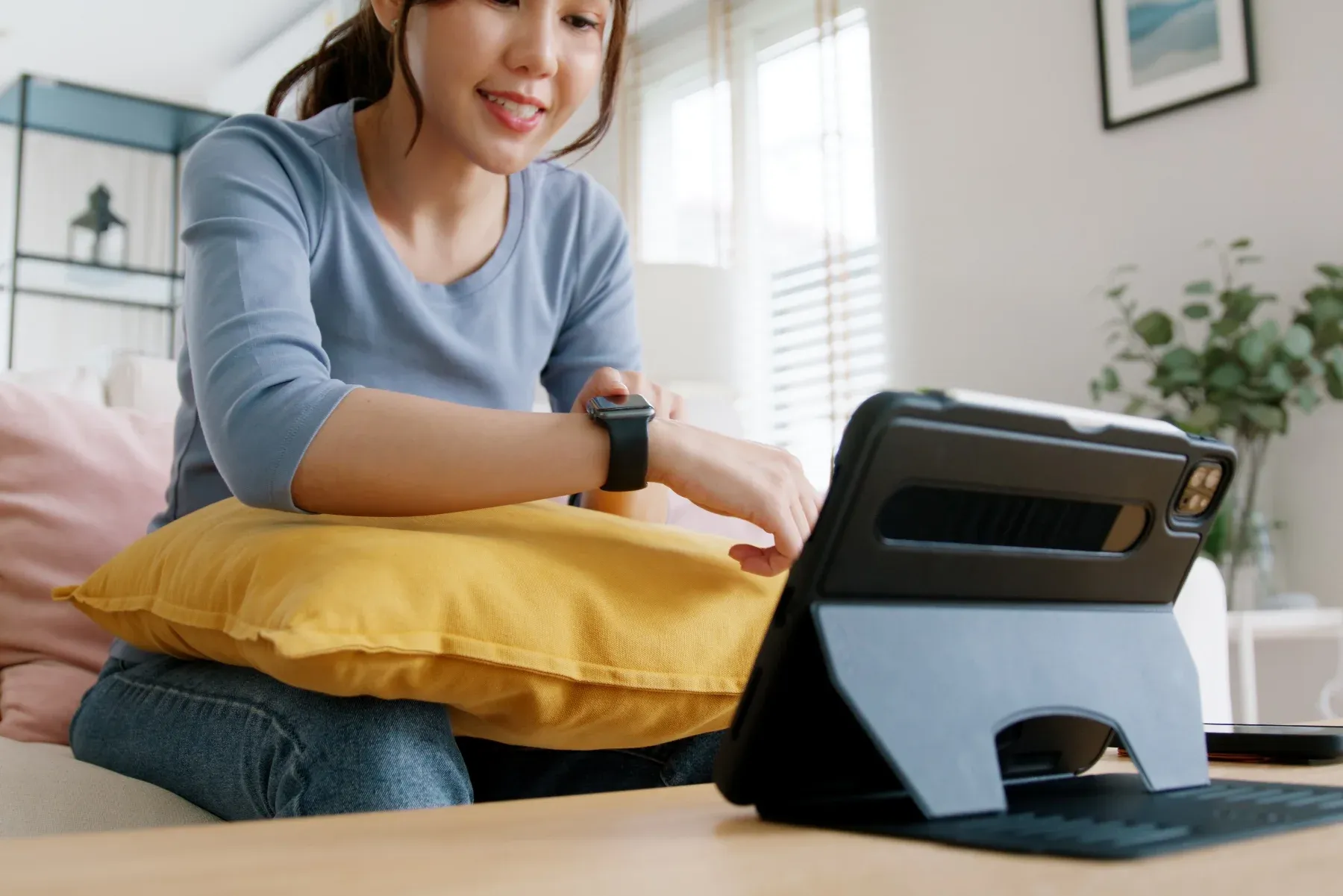 Women with smart watch