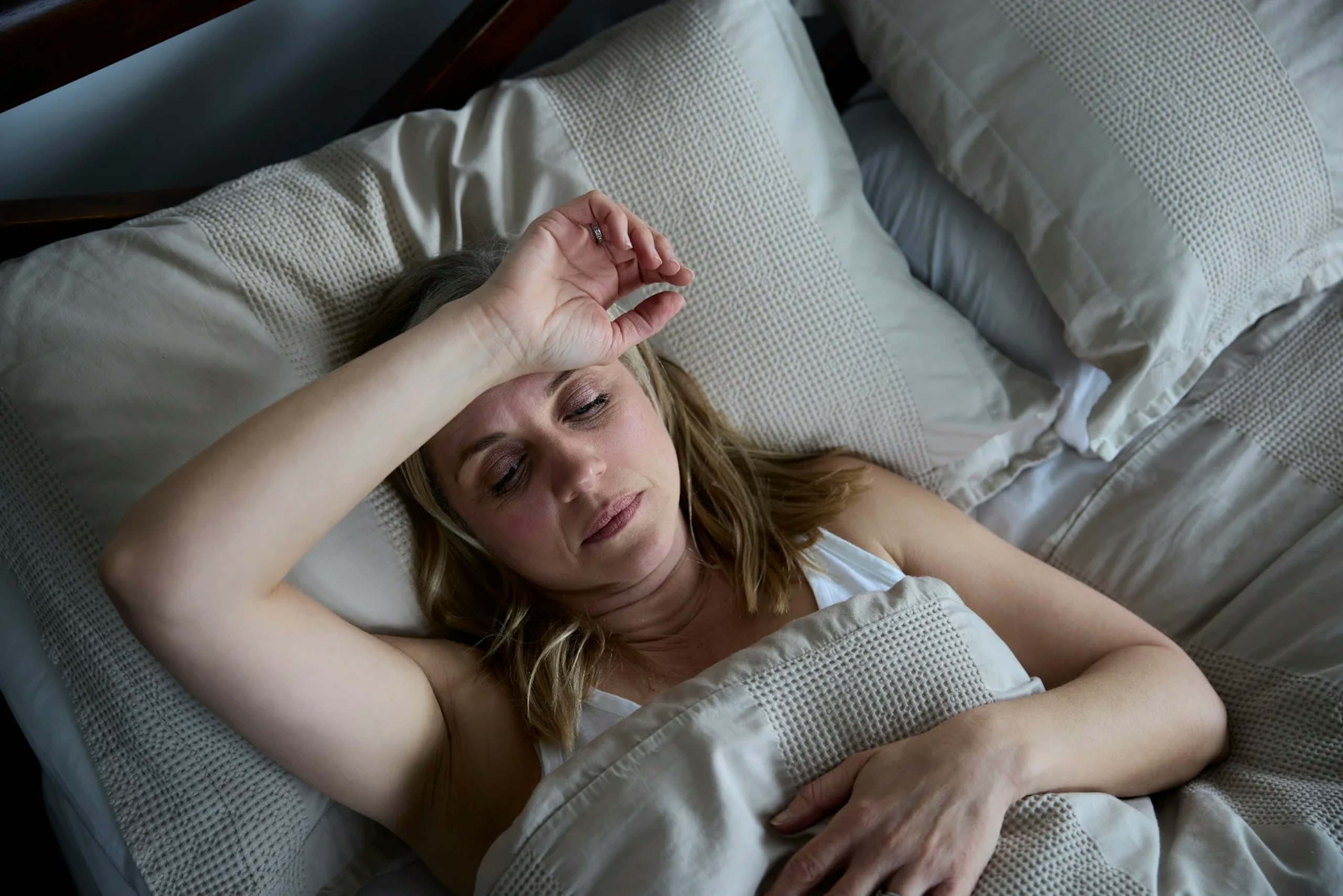 Women sleeping hot caused by cancer treatment