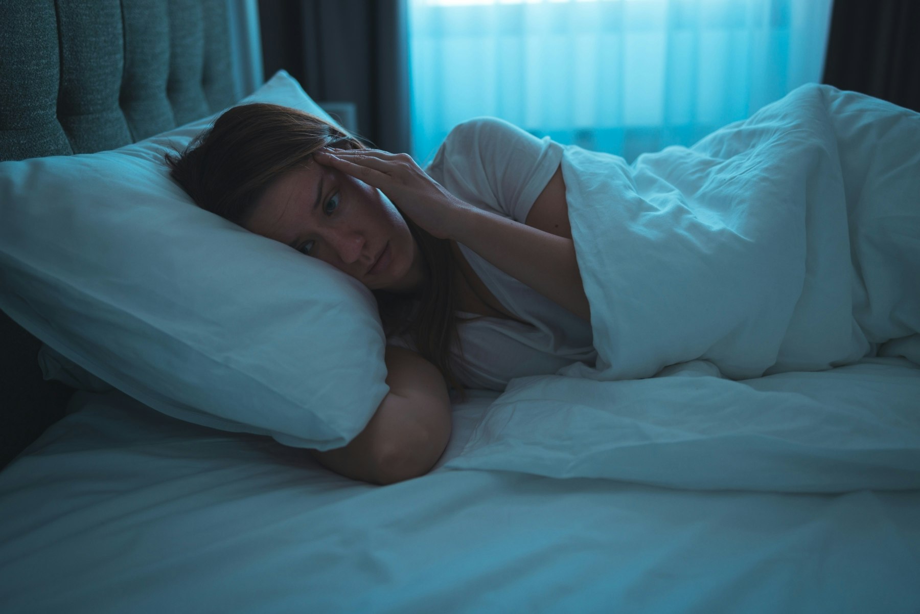 Women sleeping cooler at night Women sleeping cooler at night