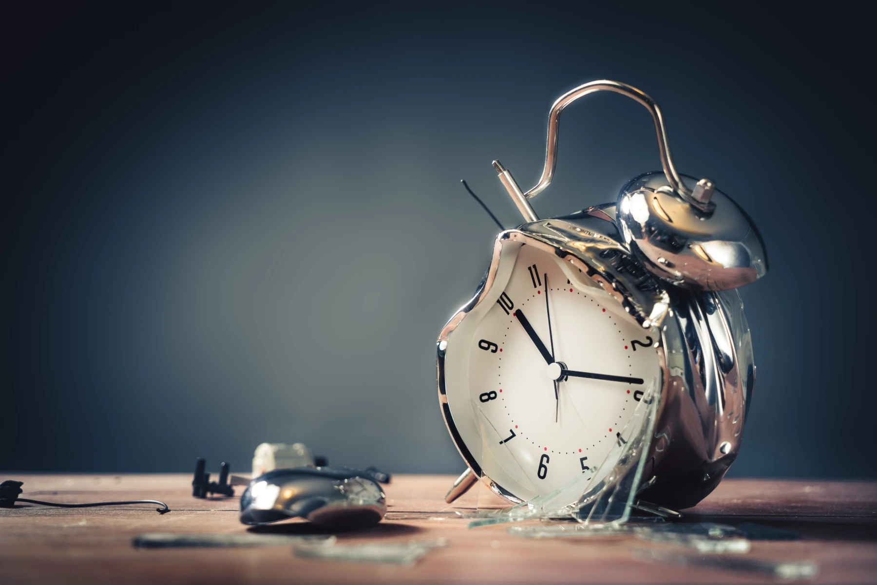 Broken alarm clock daylight saving time