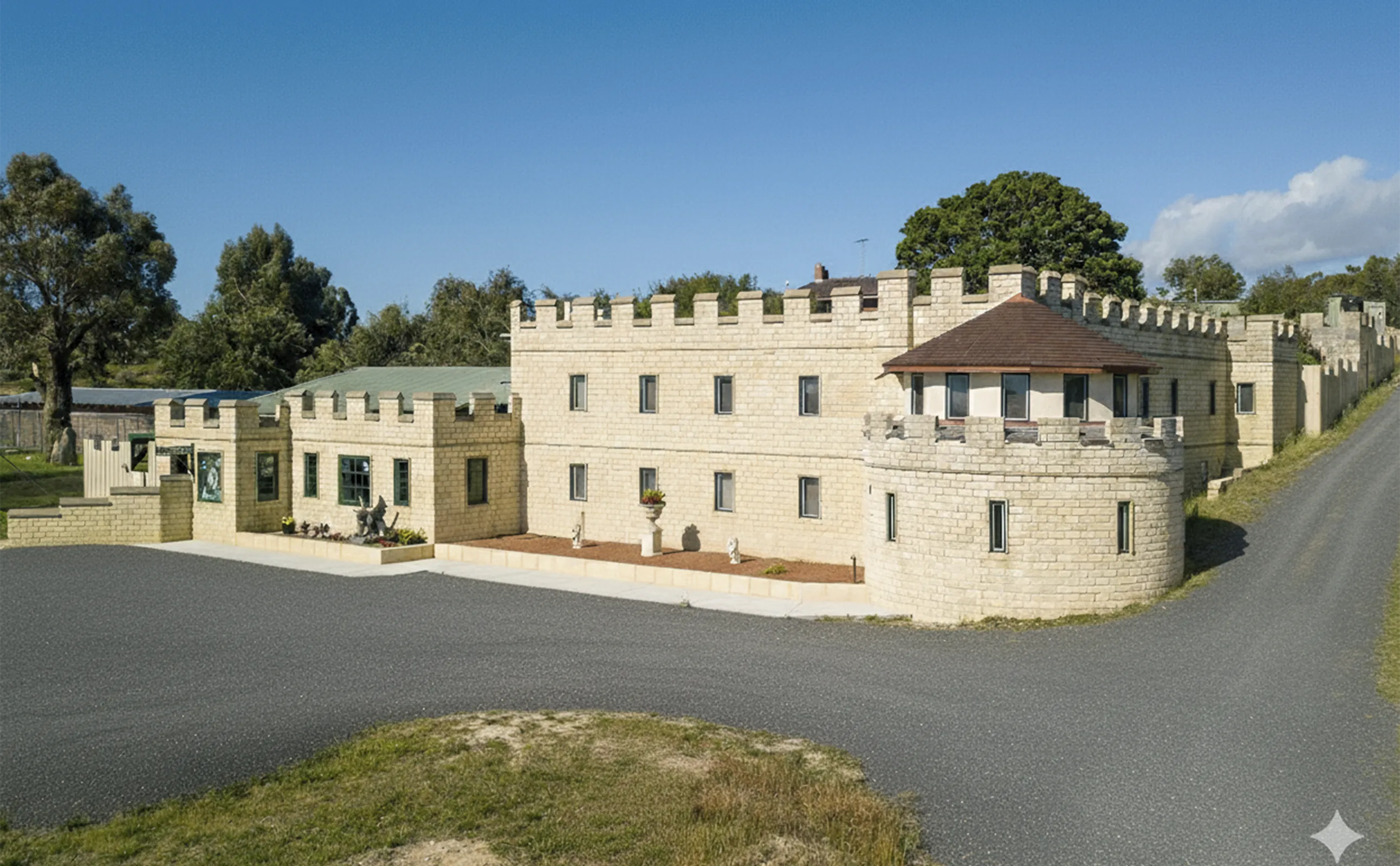 Luxury Castle Dog Boarding Karnup