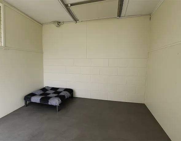 Dog Guest Room Private with Heater