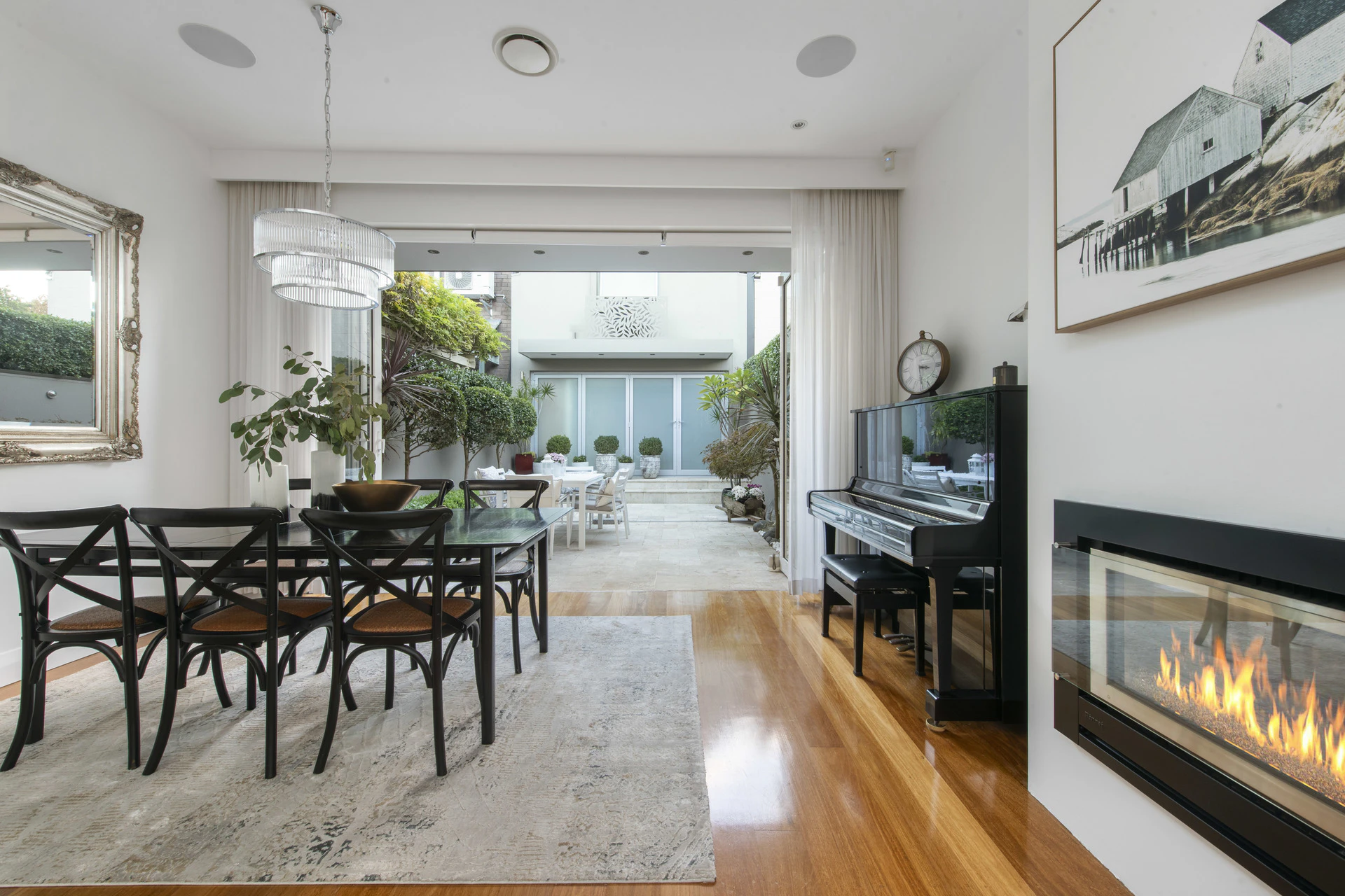 dining room