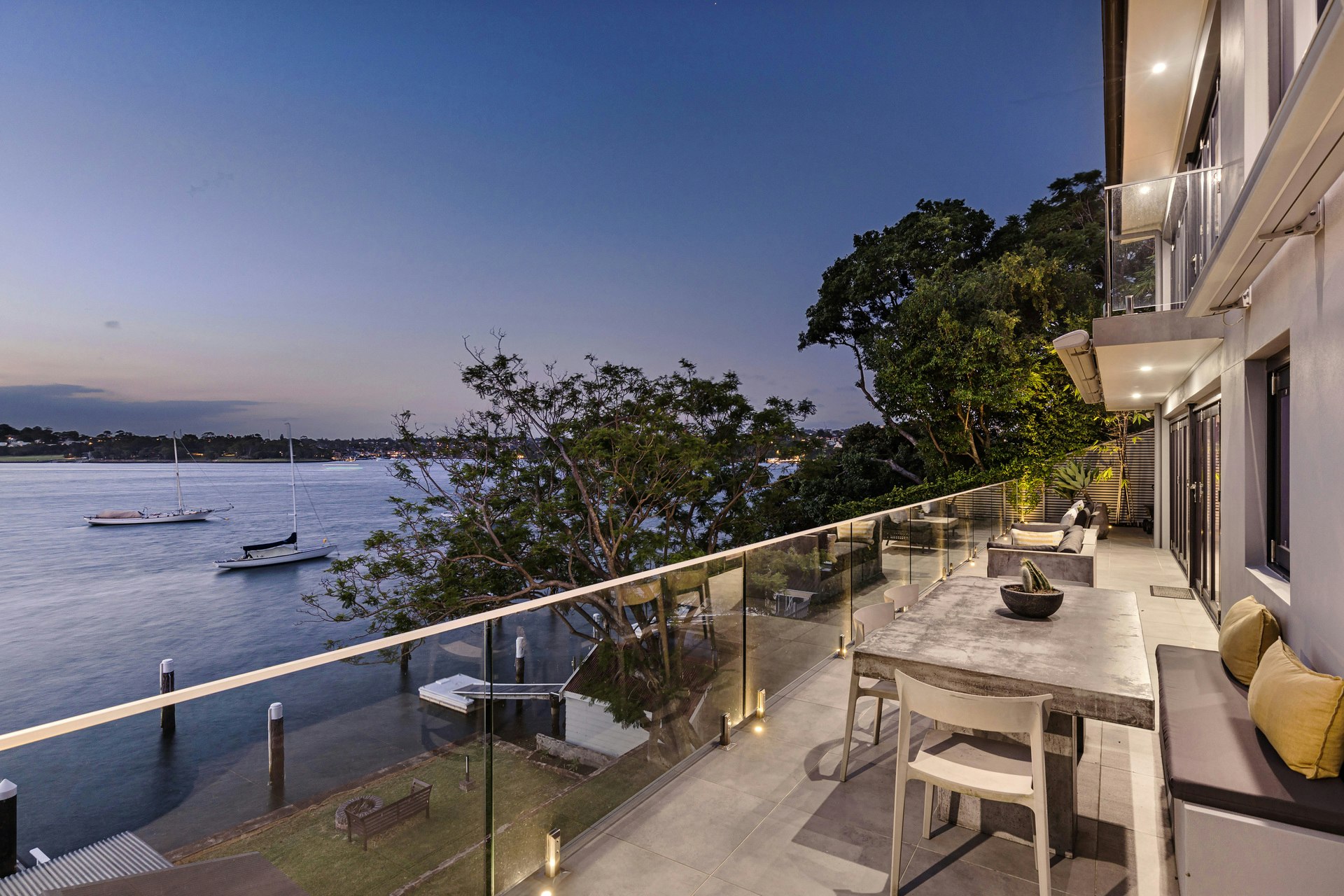 Birchgrove - An absolute waterfront paradise on the peninsula