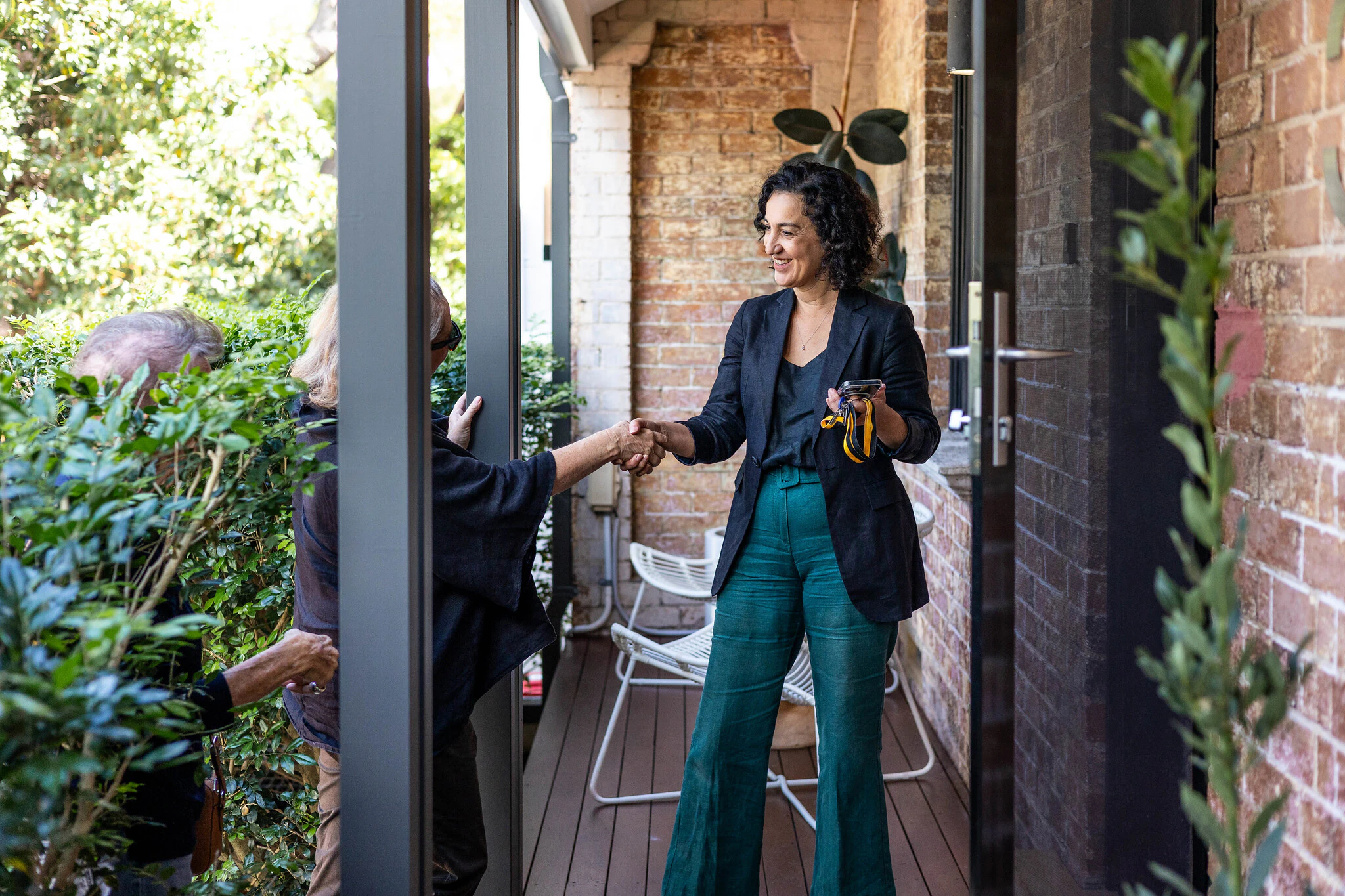 Sellers adjust course as Sydney prices fall for first time in 21 months