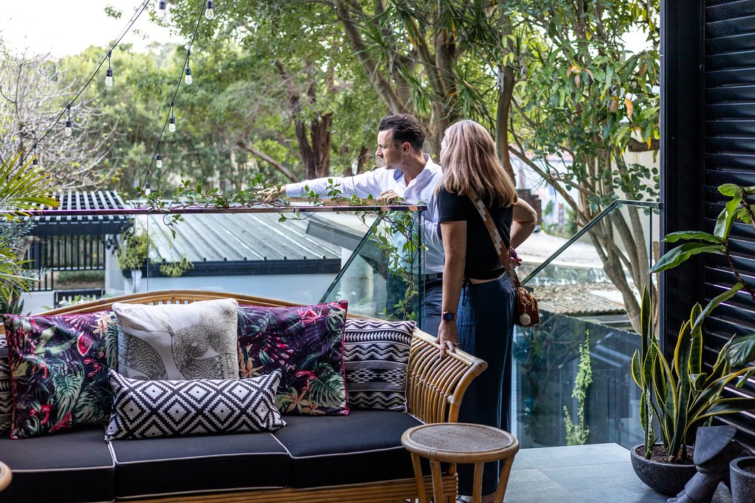 balcony