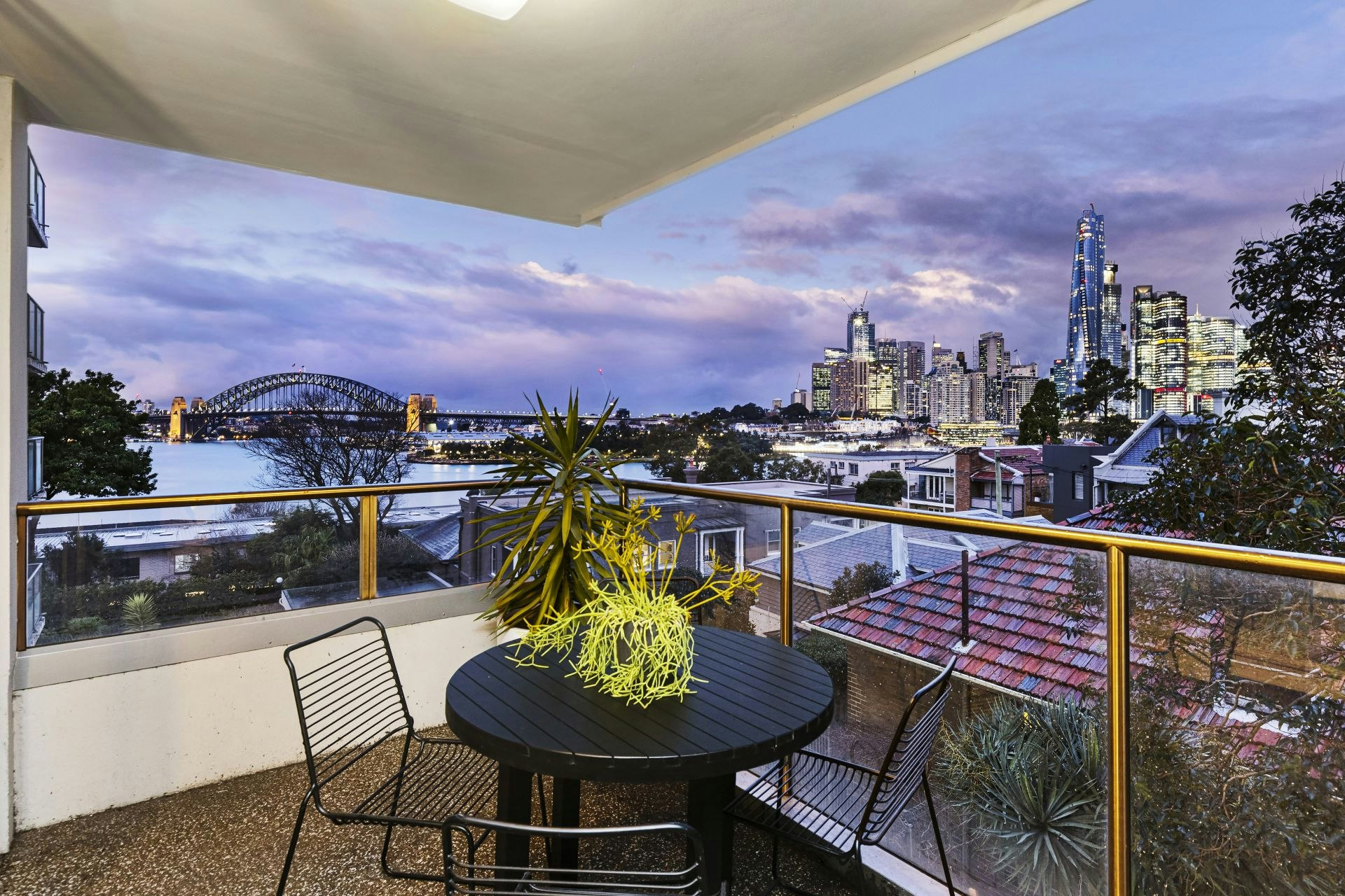 10/9 Nicholson Street, Balmain East
