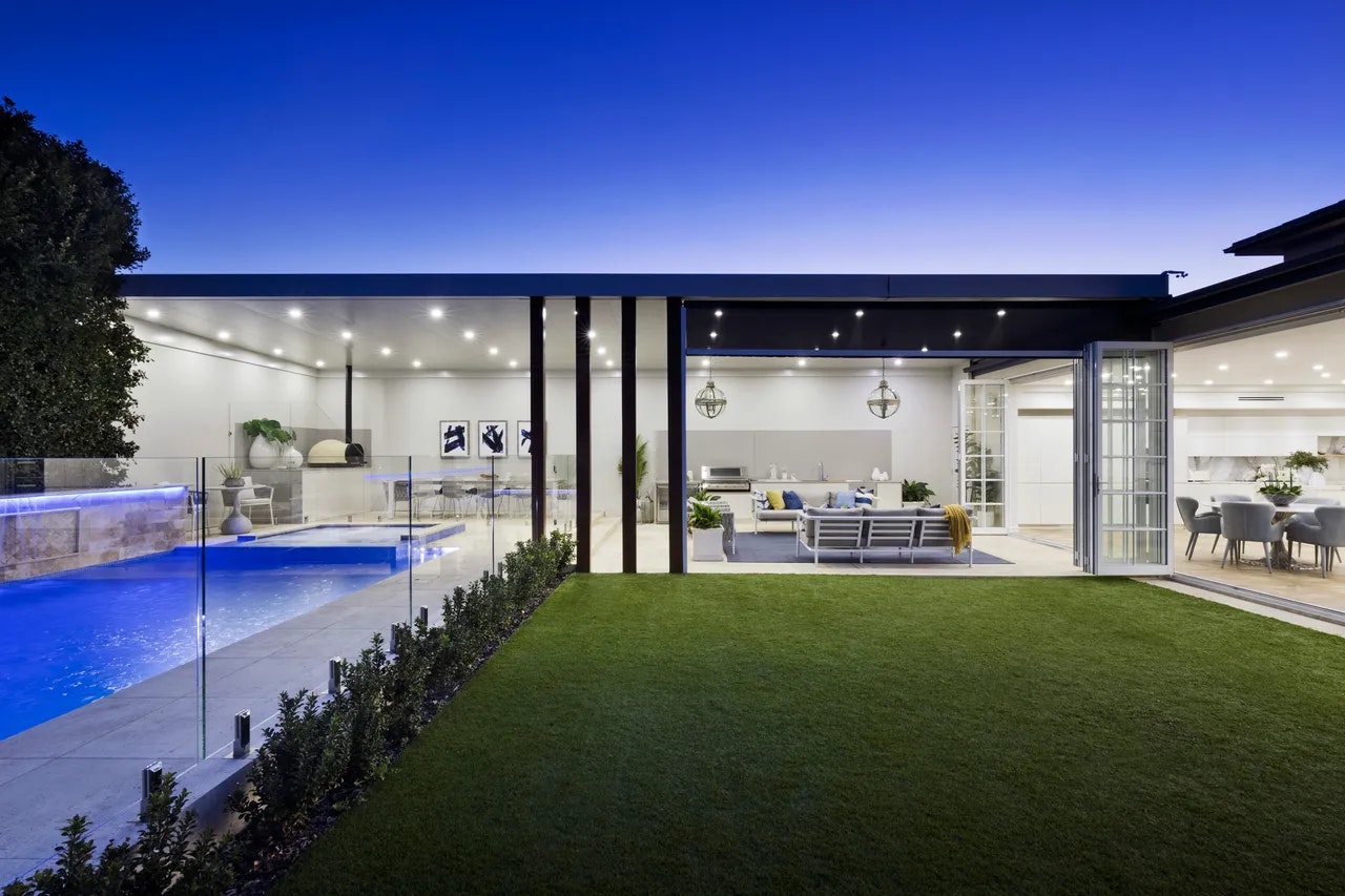 GRANDLY SCALED FAMILY ENTERTAINER OF LUXURY AND STYLE