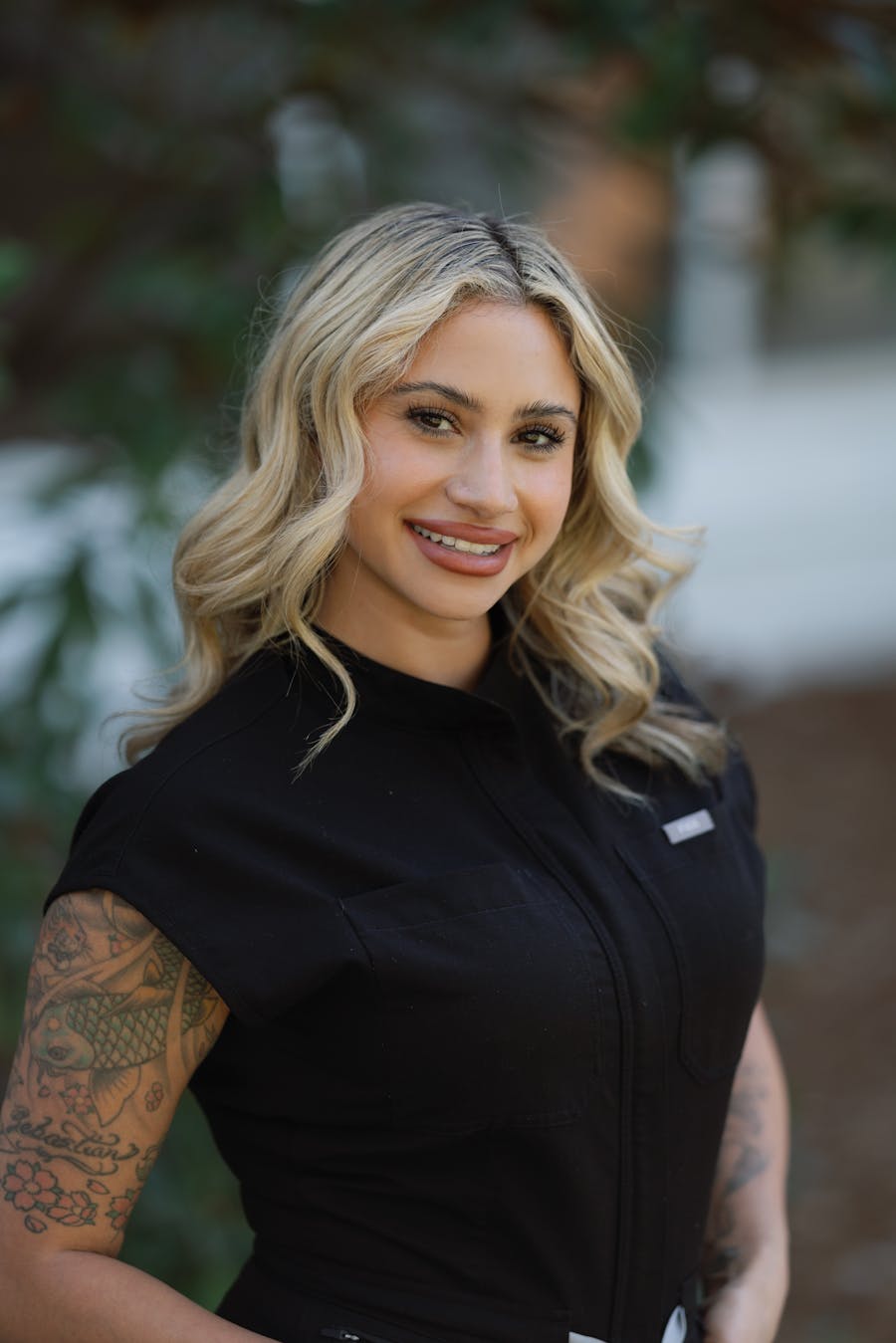 Evelyn Flores, Aesthetician