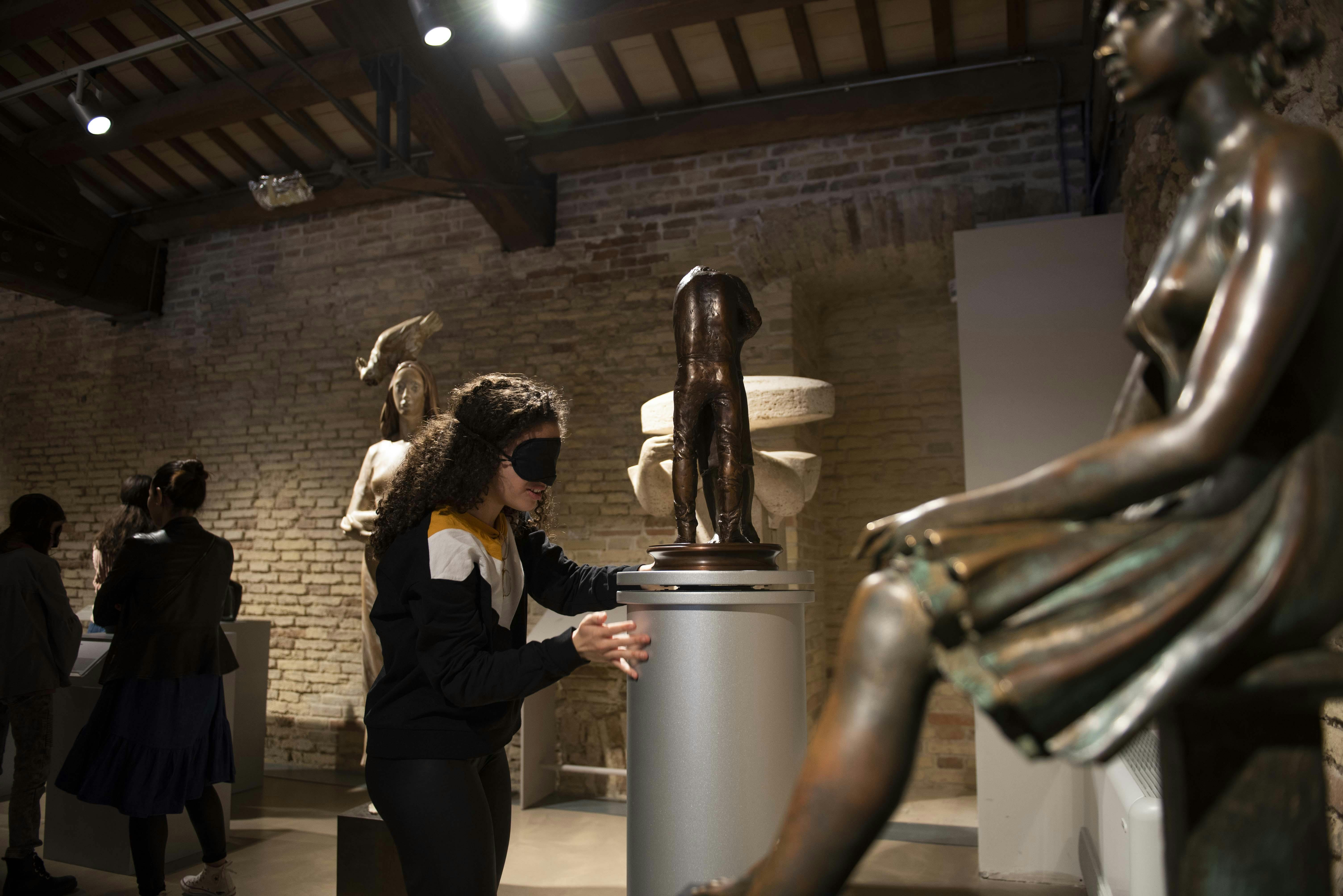 Ancona, Museo Omero, Contemporary Section. Educational activity "Images from darkness" with blindfolded exploration of the original sculptures.