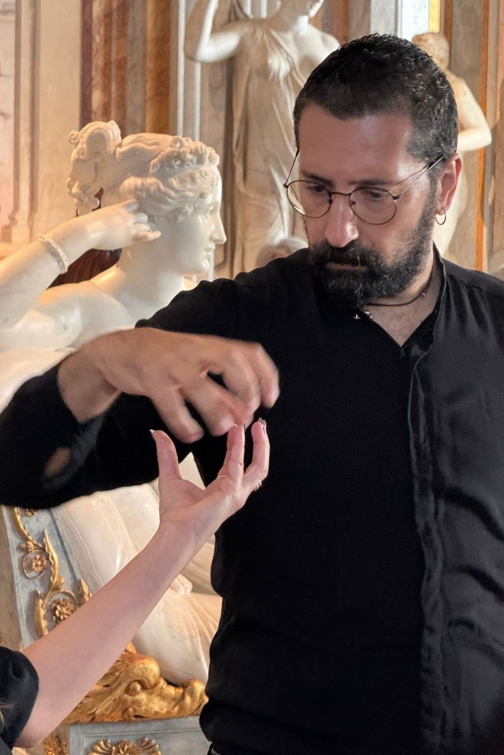 Roma, Galleria Borghese. Progetto "Storie del Cardinale Scipione e di Casa Borghese": azione artistica in Visual Vernacular, per persone sorde e udenti.