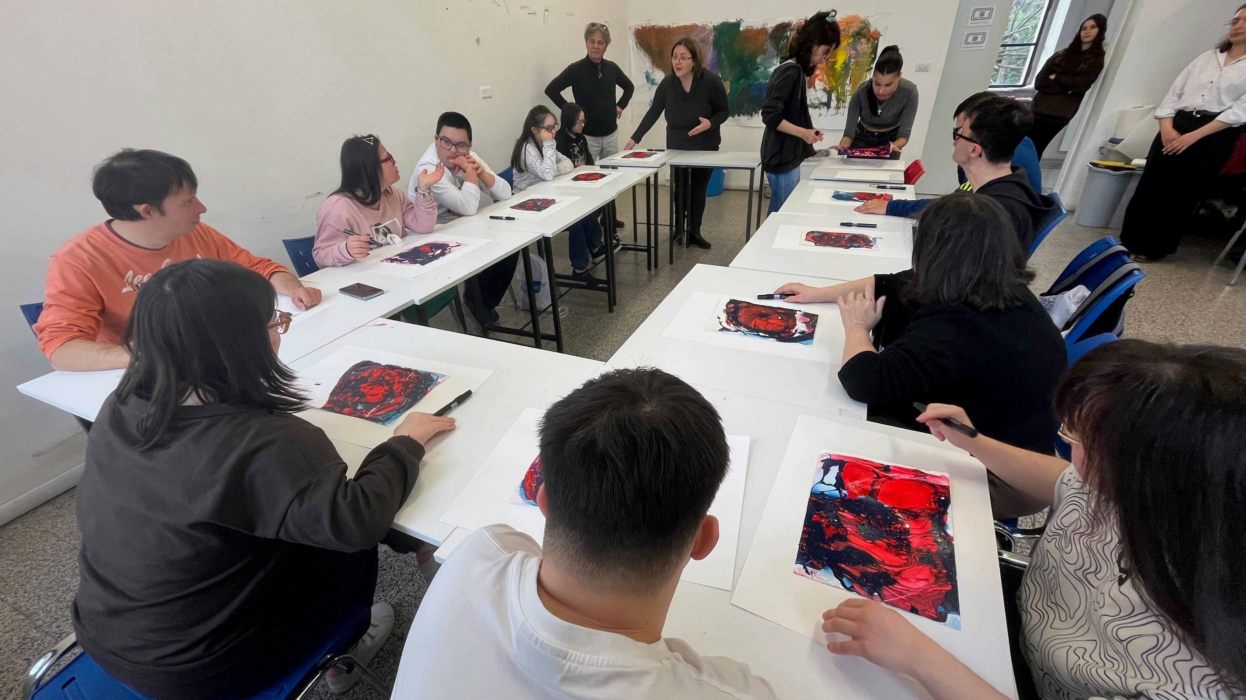 Accademia di Belle Arti di Frosinone. Laboratorio con persone con sindrome di Down.
