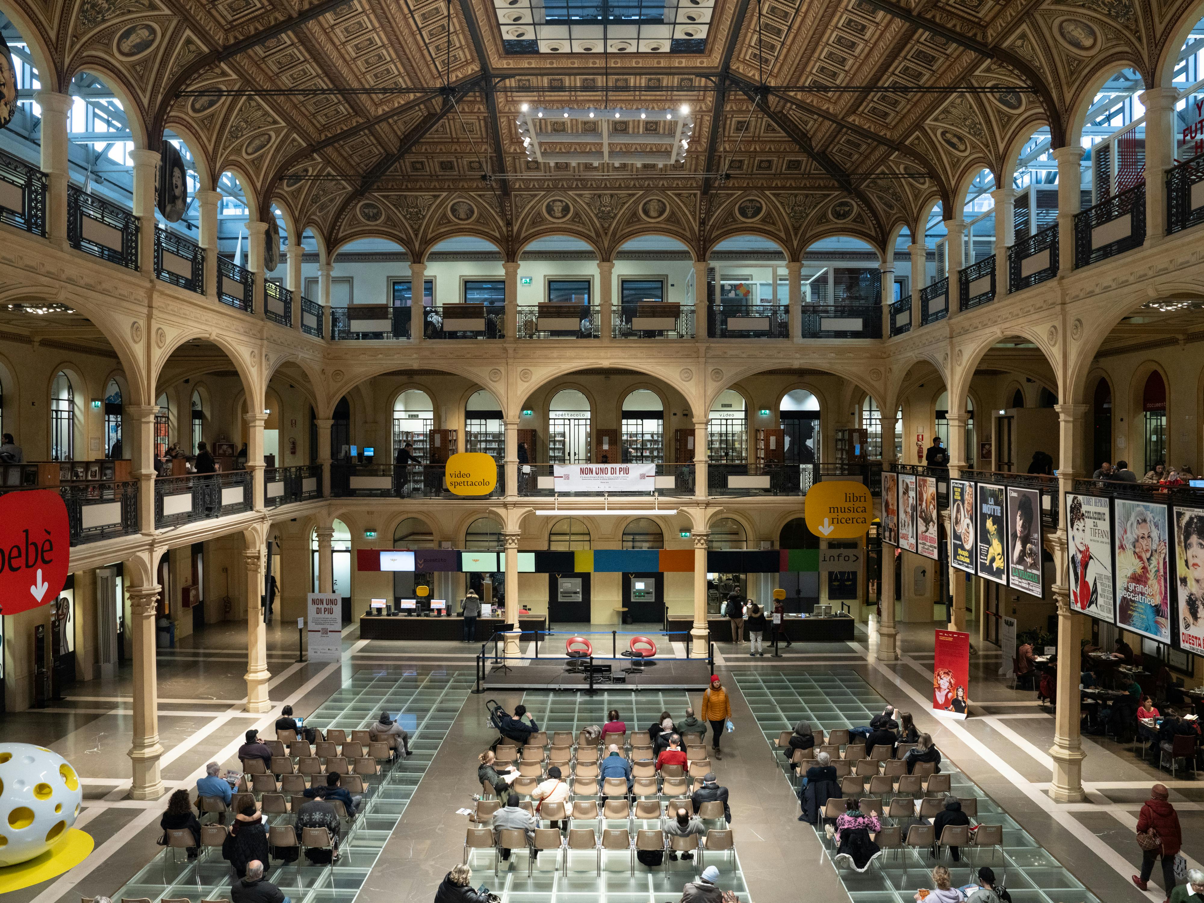 Bologna, Biblioteca Salaborsa, Main Hall