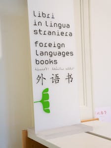 Bologna, Biblioteca Salaborsa, Info in lingua straniera