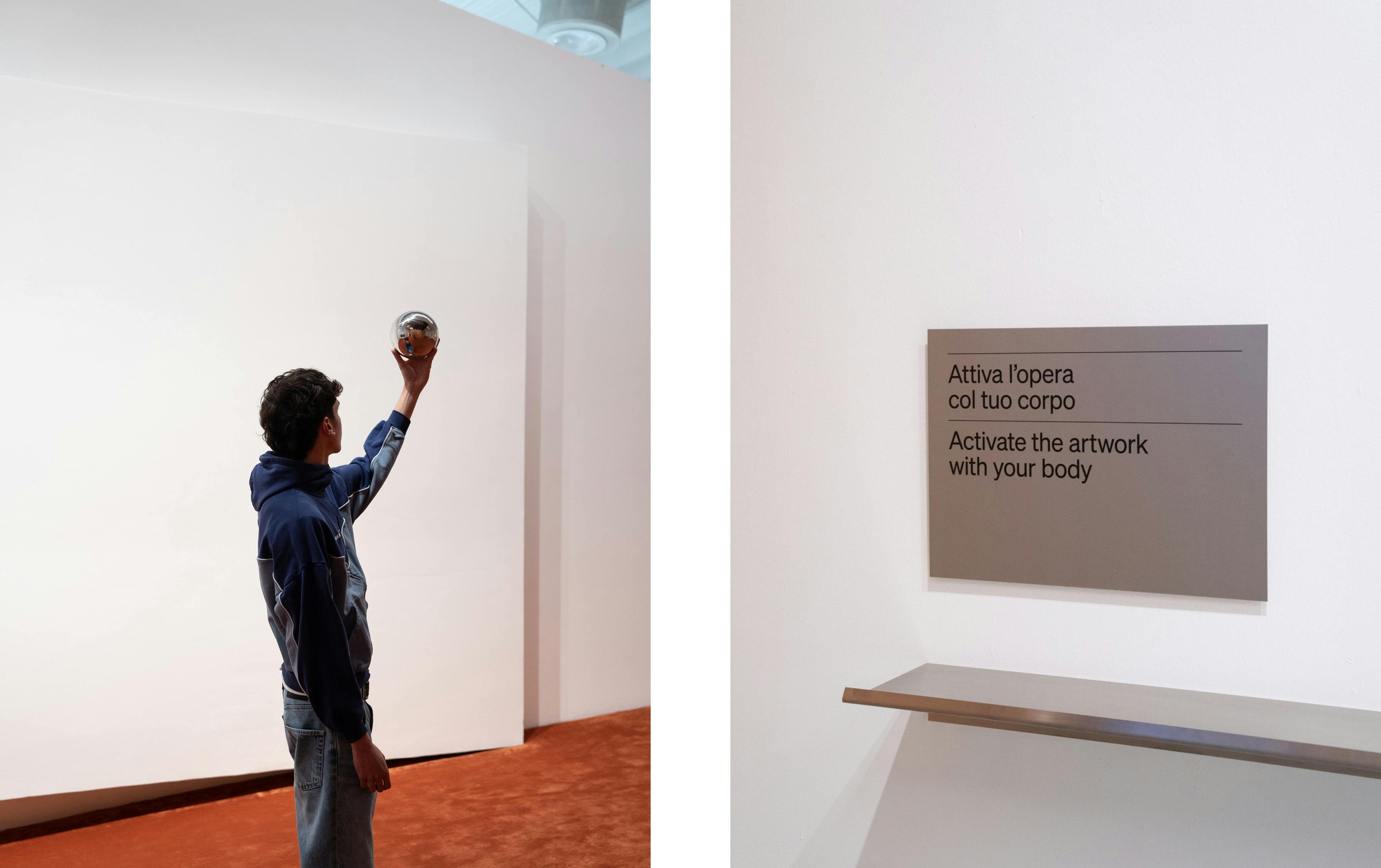 Prato,  Centro per l'arte contemporanea Luigi Pecci. Dittico foto: una didascalia che invita il visitatore a interagire con l'opera