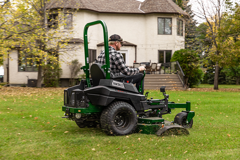 Arrowquip Mowers zero-turn mower side-discharging grass with reinforced steel deck