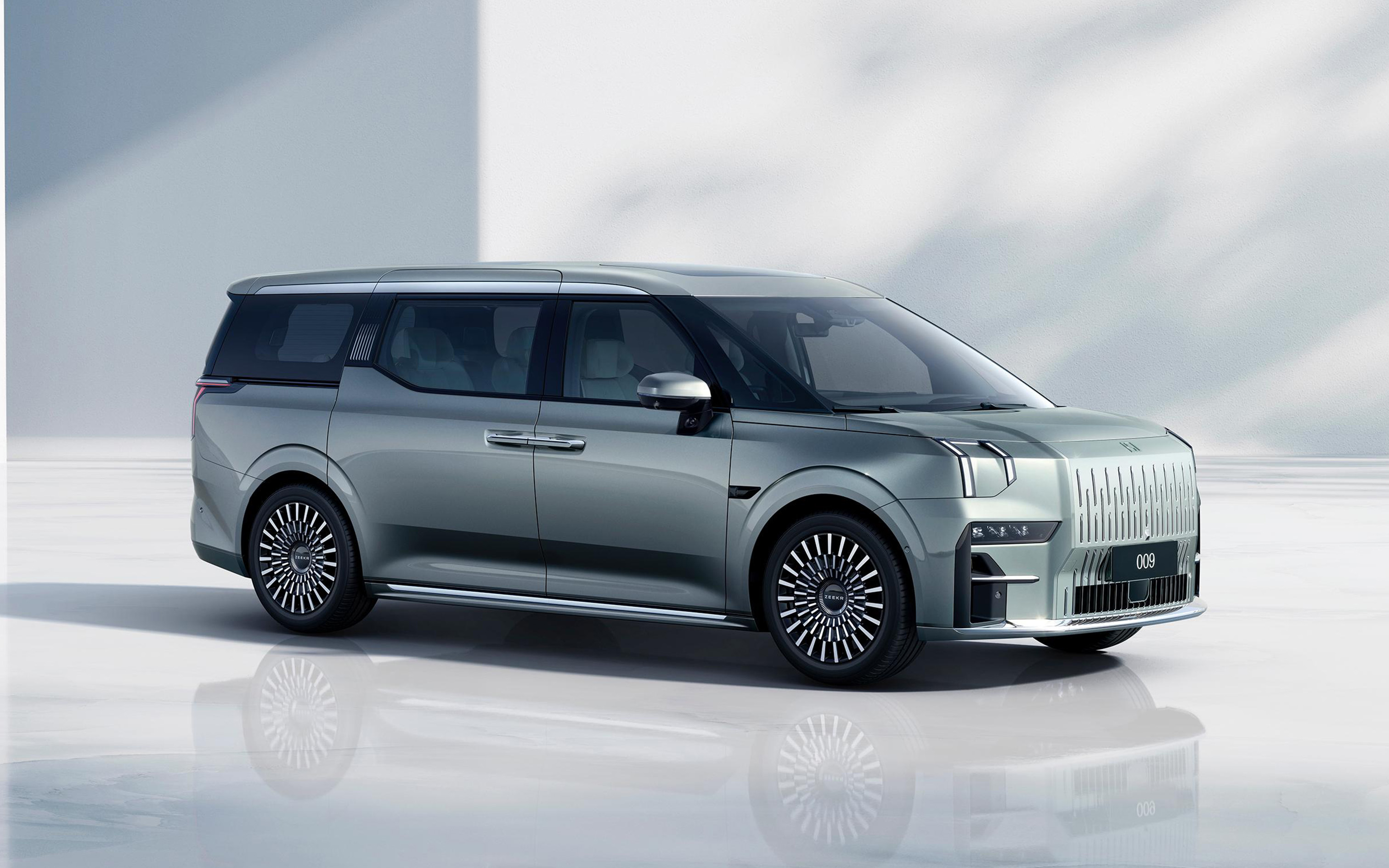Zeekr 009｜Pure Electric Luxury MPV | Zeekr Macau