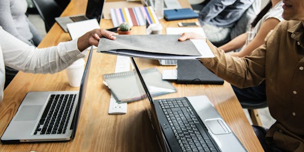 How To Effectively Manage Selfish Employees’ How To Effectively Manage Selfish Employees’