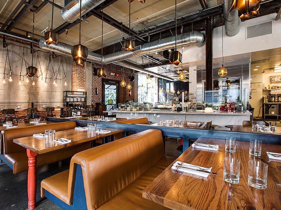 FYXX Entertainment Saves Hundreds Weekly Using Automated Time Tracking FYXX Entertainment Saves Hundreds Weekly Using Automated Time Tracking