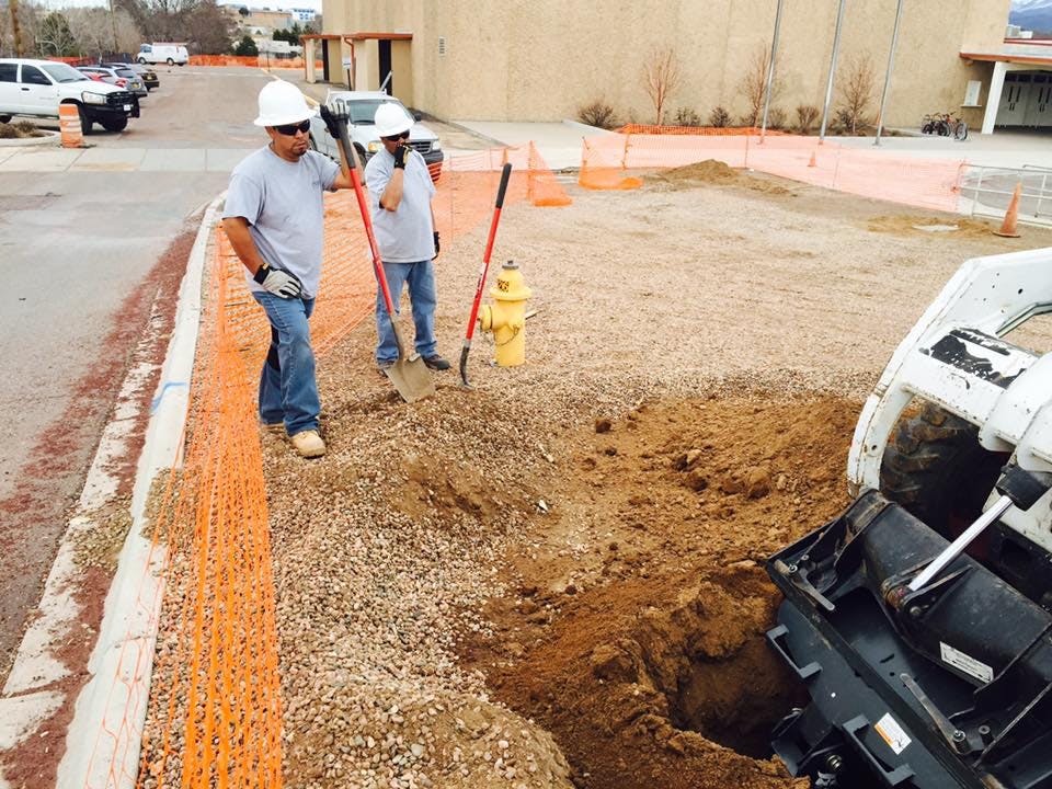 Allied Electric crew working at job site 