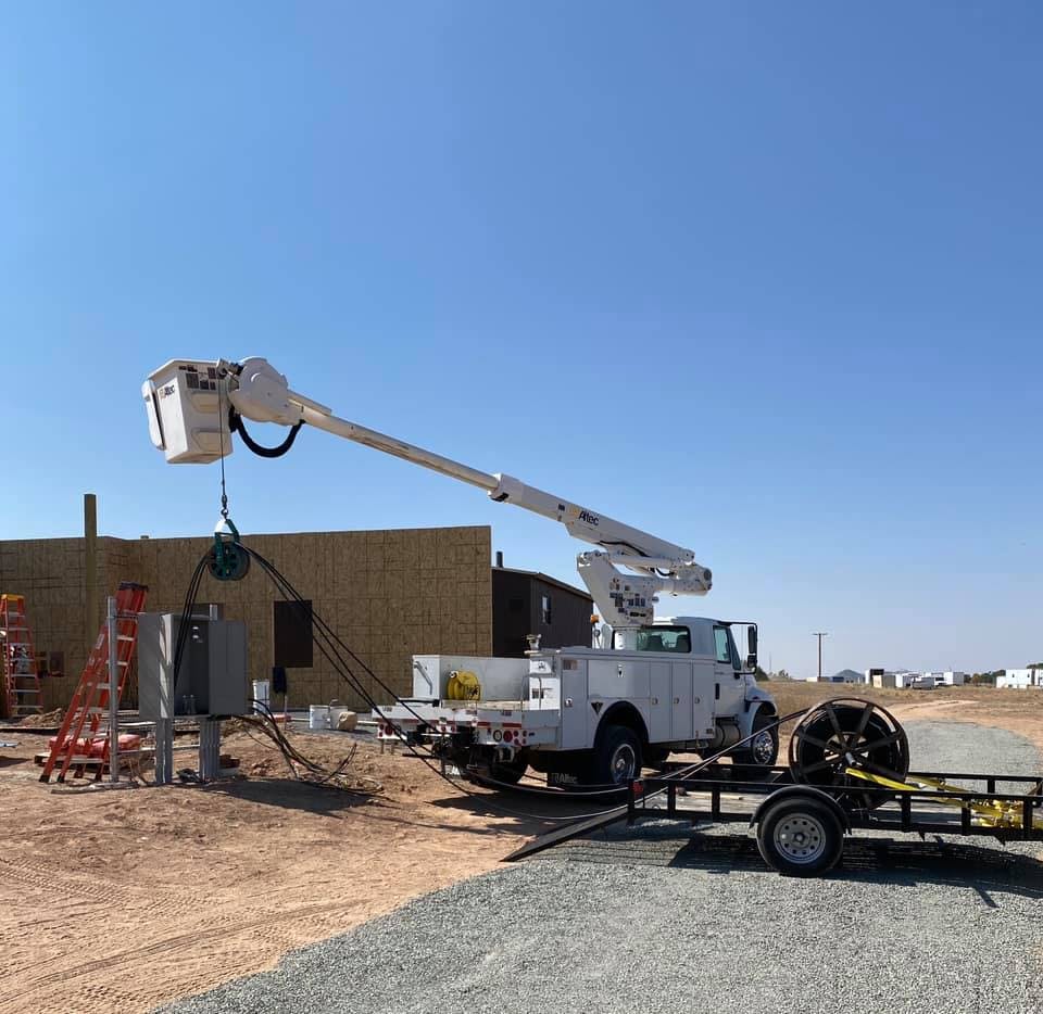 Allied Electric Inc in action Allied Electric crew in action