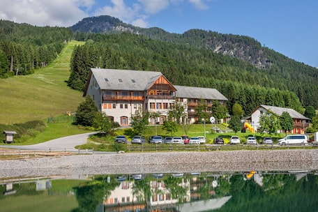 Von der Alm in den See im Gitschtal