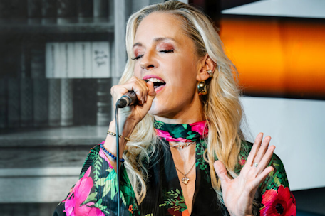 100 JAHRE HILDEGARD KNEF