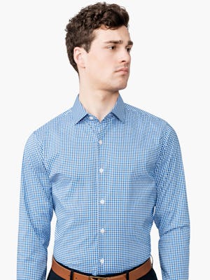 Men's Blue Gingham Aero Dress Shirt on Model in Close-Up Facing Forward