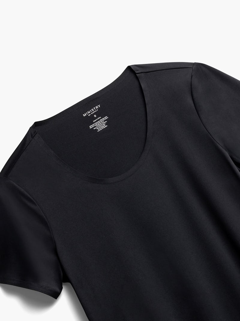 Black Women's Luxe Touch Tee | Ministry of Supply