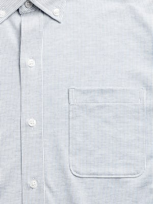 men's grey heather stripe hybrid button down zoomed shot of chest pocket