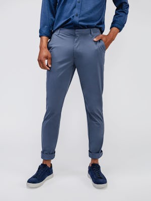 Men's Indigo Heather Kinetic Tapered Pant on model with hand in pocket