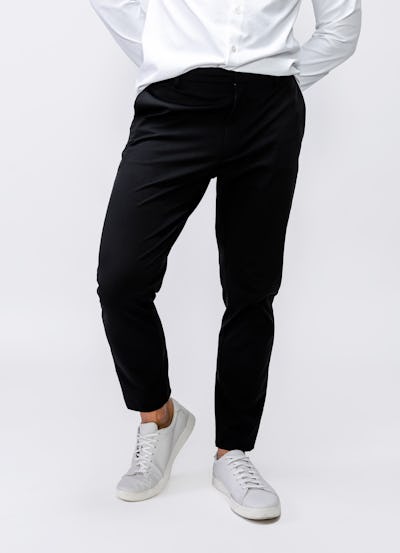 Black Men's Kinetic Pant | Ministry of Supply
